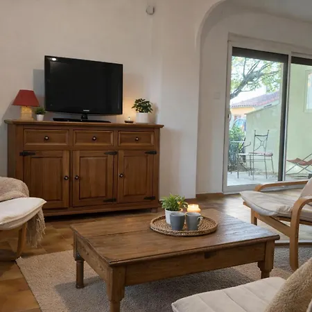 Maison Avec Jardin, Wifi, Quartier Calme De Hébergement de vacances